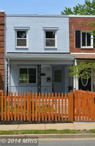 3530 Wilson Ave, Alexandria, VA 22305