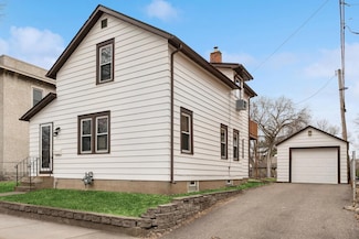 316 6th Ave NE, Minneapolis, MN 55413