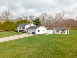 17 Old Hampton Rd, Canterbury, CT 06331