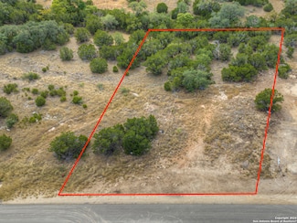 1213 Salt Lick Dr, New Braunfels, TX 78132