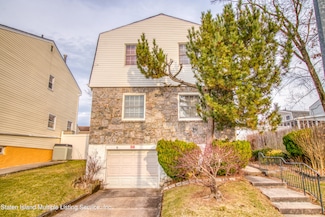 56 Stanley Cir, Staten Island, NY 10308