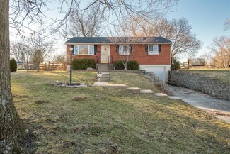 2659 Devils Backbone Rd, Cincinnati, OH 45233