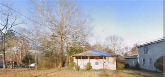 83 Ridgeway Dr, Commerce, GA 30529