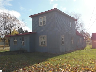 501 W State St, East Tawas, MI 48730
