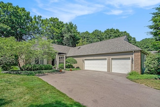 2736 Aspen Ct Unit 9, Ann Arbor, MI 48108