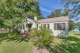 2233 Guilford Rd, Jacksonville, FL 32207