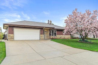 4033 S 71st St, Milwaukee, WI 53220