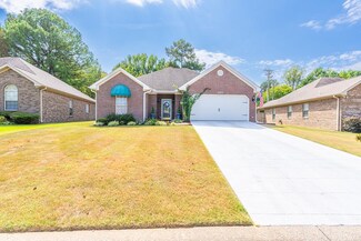 2305 Parc Place, Florence, AL 35630