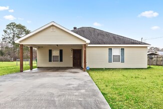 320 East Dr, New Iberia, LA 70563