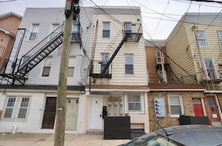 18 Wallis Ave Unit 3, Jersey City, NJ 07306