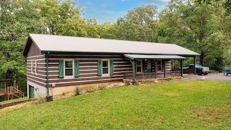 2845 Hillcrest Dr, Centerville, TN 37033