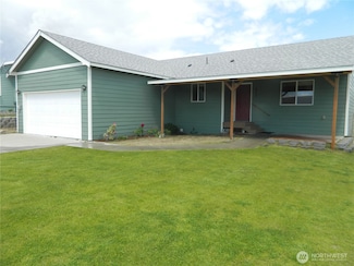 607 Bramble Ave, Omak, WA 98841