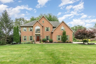 6568 Pinehurst Ln, Loveland, OH 45140