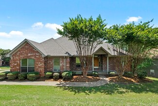 520 Parliament St, Little Rock, AR 72211