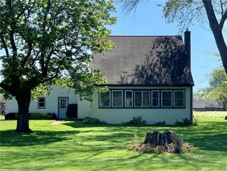 10335 Pavilion Center Rd, Pavilion, NY 14525
