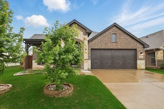 5905 Saddle Pack Dr, Fort Worth, TX 76123