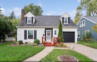 2115 N Morrison St, Appleton, WI 54911