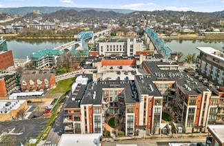 129 Walnut St, Chattanooga, TN 37403