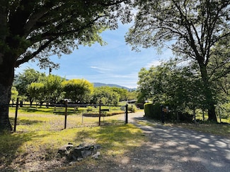 59 Jade Ln, Salyer, CA 95563
