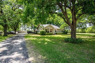 13330 Fish Rd, Dallas, TX 75253