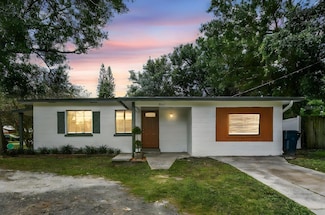 2211 E Hanna Ave, Tampa, FL 33610