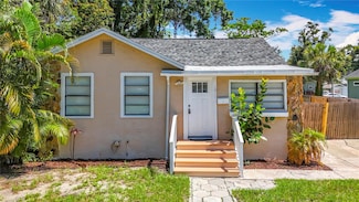 1011 Newton Ave S, Saint Petersburg, FL 33705