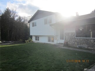 2813 Rozewood Dr, Bremerton, WA 98310