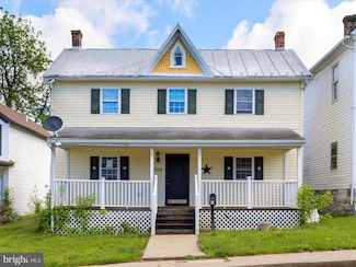 104 W High St, Hancock, MD 21750