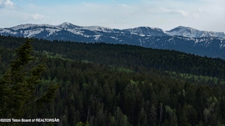 3191 Canyon Crest Dr, Victor, ID 83455