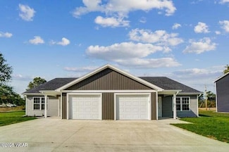 4339 Alix Dr, Lima, OH 45807