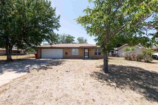 505 N Main St, Holliday, TX 76366