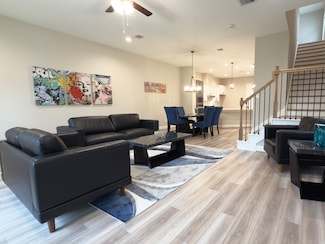 4307 Dickson St, Houston, TX 77007