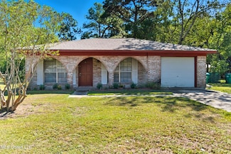 2540 Tandy Dr, Gulfport, MS 39503