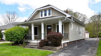 1333 Caryl Dr, Bedford, OH 44146