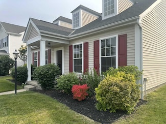 6641 Steen St, Canal Winchester, OH 43110