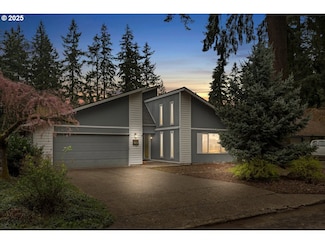 9306 NE Ferngrove St, Vancouver, WA 98664