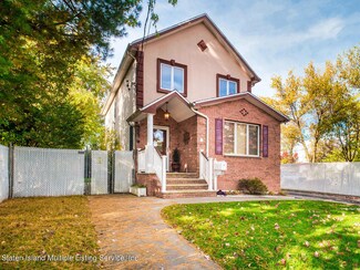 32 Murray St, Staten Island, NY 10309