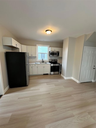 14 Eastman Terrace Unit 1, Poughkeepsie, NY 12601