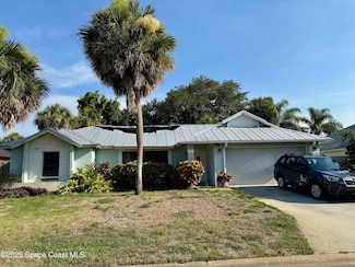 2255 Plantation Dr, Melbourne, FL 32935