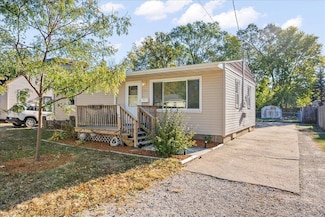 344 Wyoming St, Waterloo, IA 50703