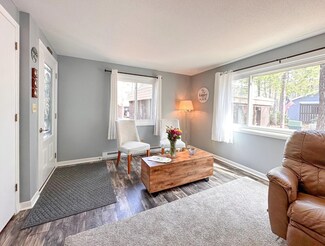 29 Amoskeag Rd, Concord, NH 03301