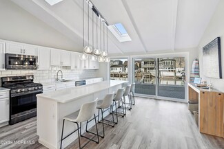 1870 Compass Ct, Toms River, NJ 08753