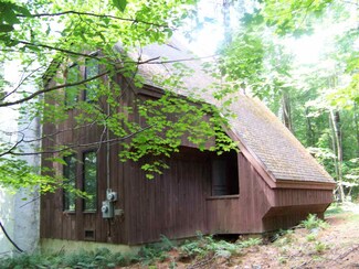322 Access Rd, Rochester, VT 05767
