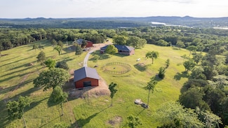 1092 Quiet Acres Rd, Lampe, MO 65681