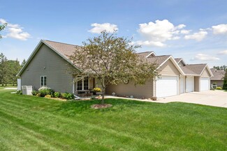 124 Addison Ct, Waterloo, IA 50701