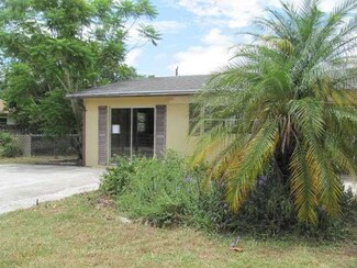 6523 Monmouth Rd, West Palm Beach, FL 33413