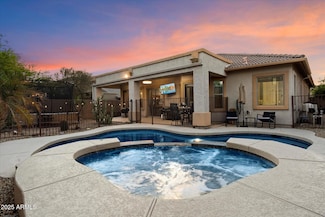 4413 W Phalen Dr, New River, AZ 85087
