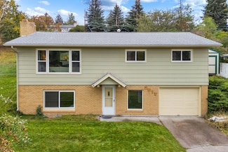 2517 Southhills Dr, Missoula, MT 59803