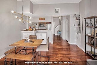 341 Monmouth St Unit 410D, Jersey City, NJ 07302