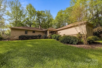 1676 Partridge Cir, Lancaster, SC 29720